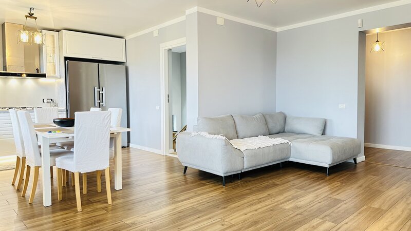 Casa Ovidiu, 5 camere, teren 754 mp