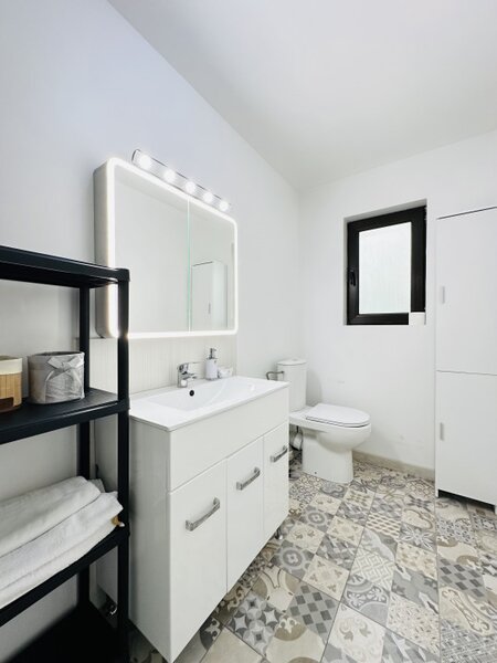 Casa Ovidiu, 5 camere, teren 754 mp